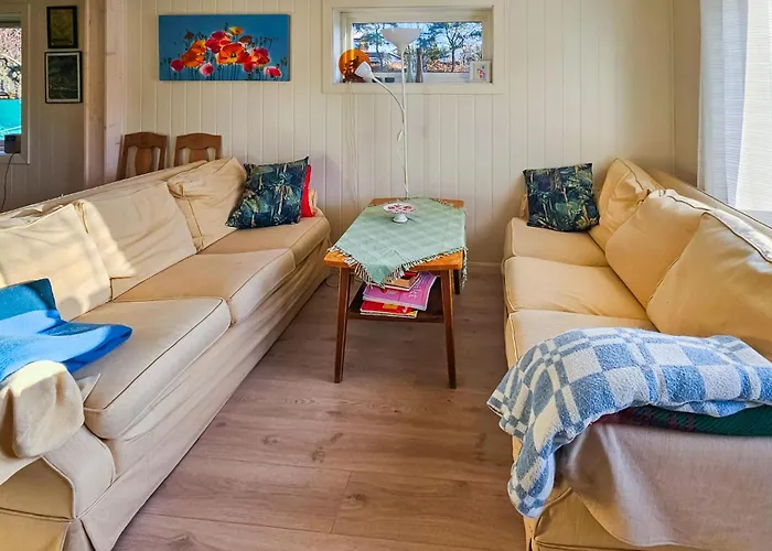 3 Bedroom Cozy In *