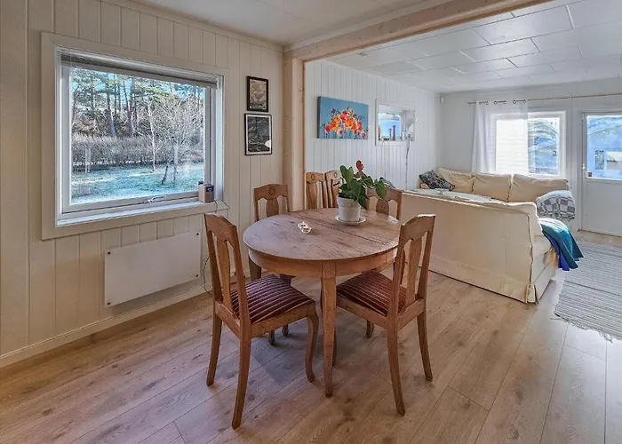 3 Bedroom Cozy In 度假居 *