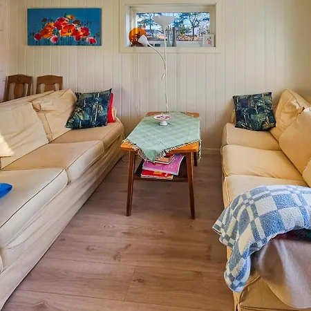 3 Bedroom Cozy In *
